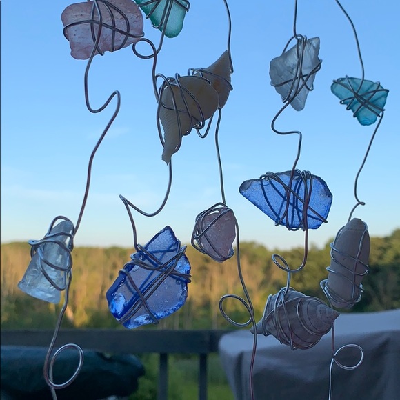 Beach sea glass seashells suncatcher wind chime #3 aqua amber pink blue clear - Picture 4 of 16
